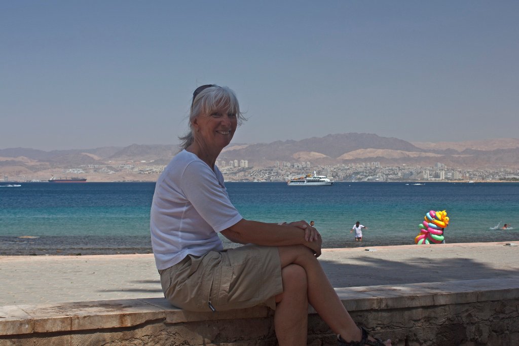 01-The beach and Eilat in the distance.jpg - The beach and Eilat in the distance
